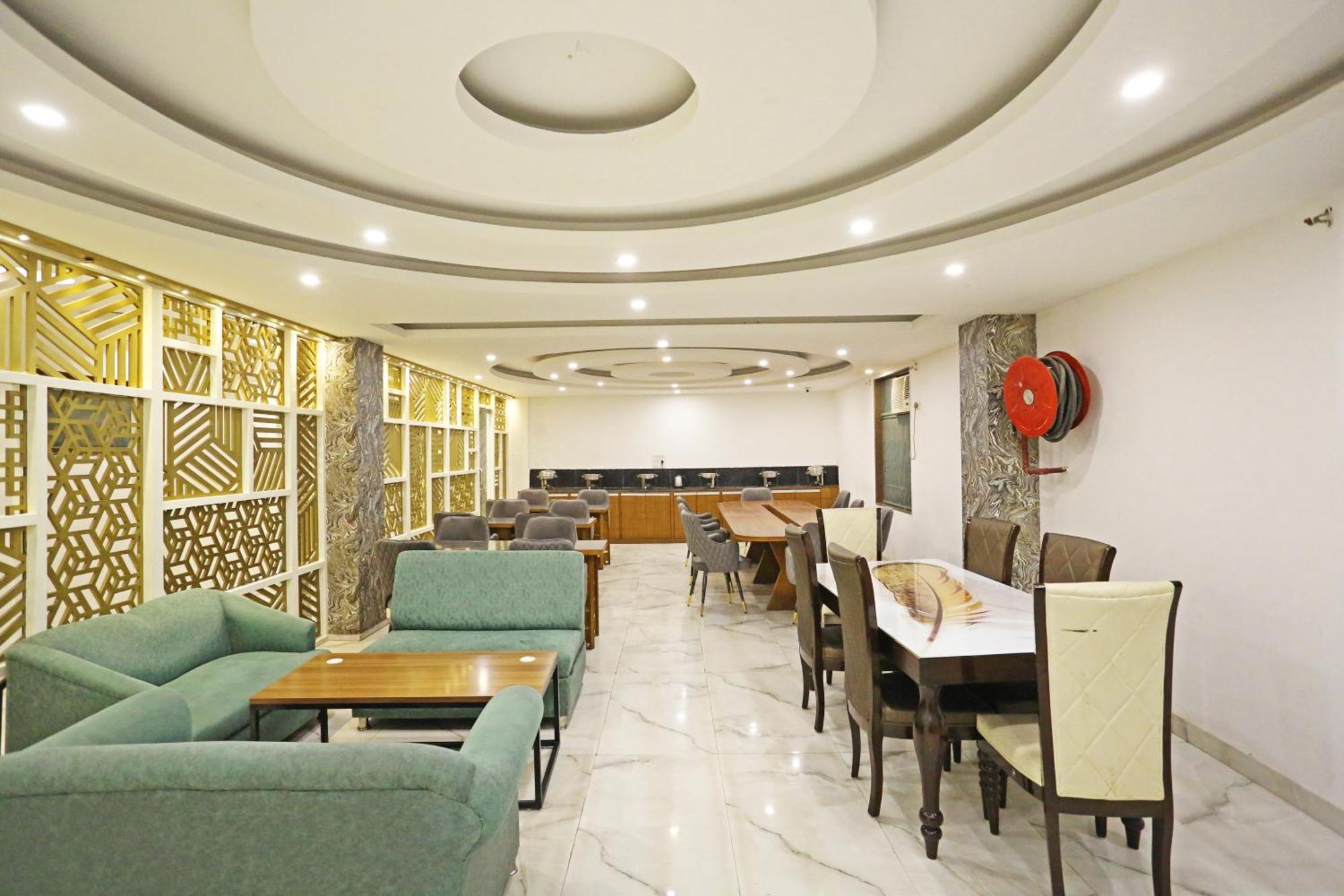 Ambrosia - A Boutique Couette-café New Delhi